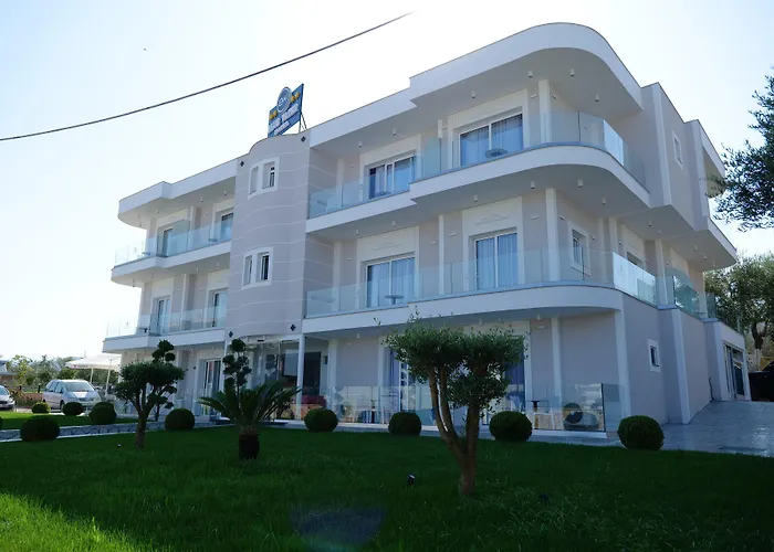 Hotel con piscina: Blue Water Hotel Ksamil